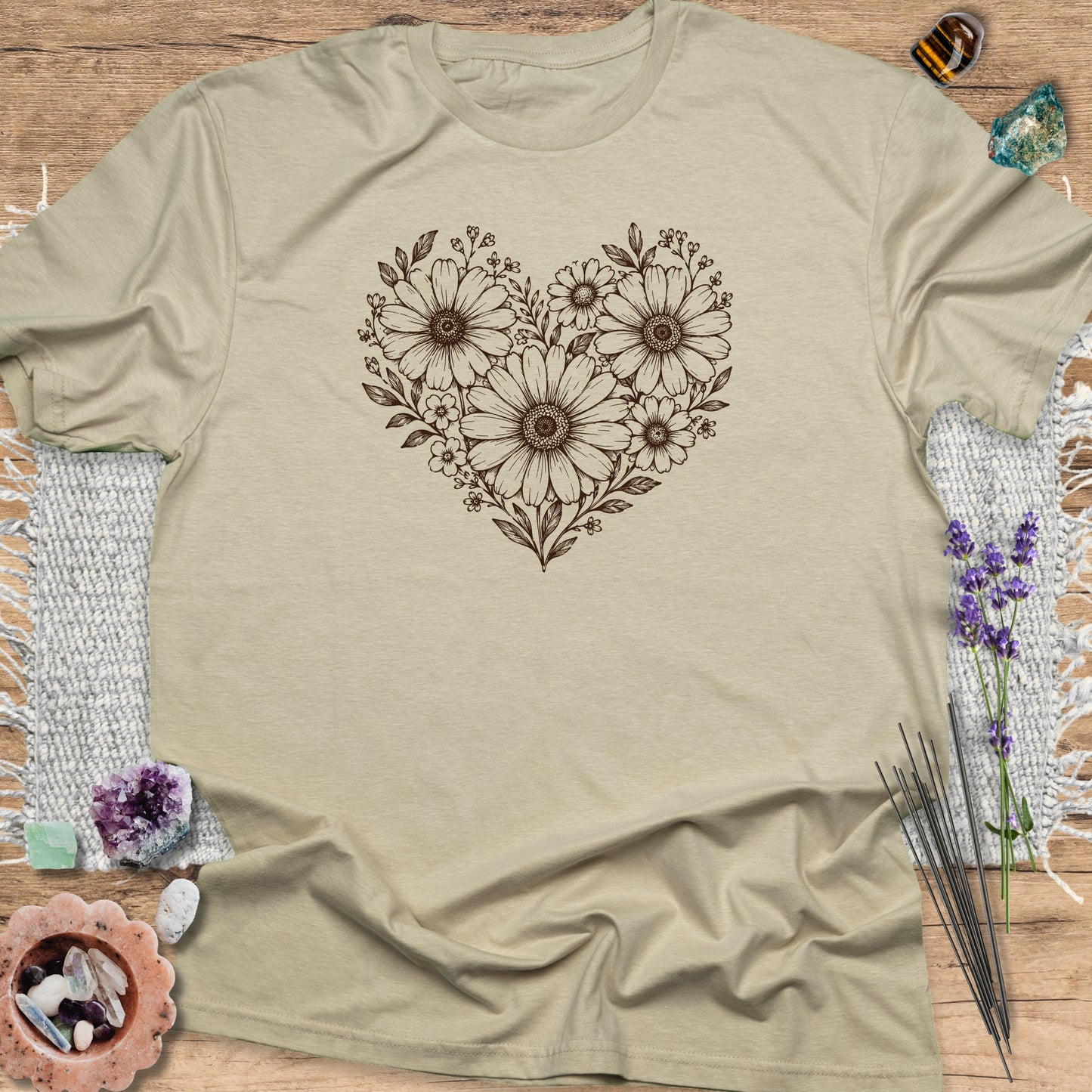 Daisy Heart T-Shirt Sand
