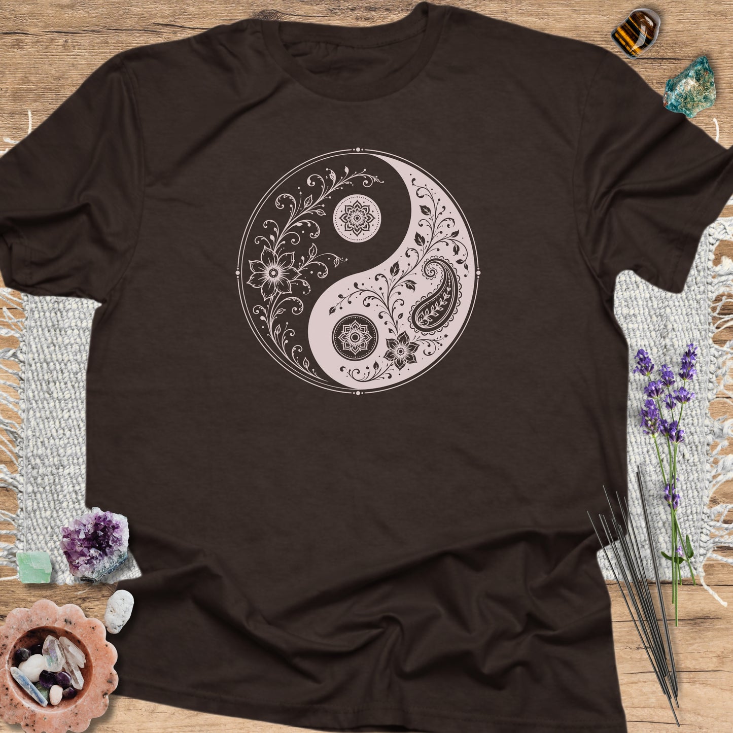 Yin Yang Paisley T-Shirt Dark Chocolate