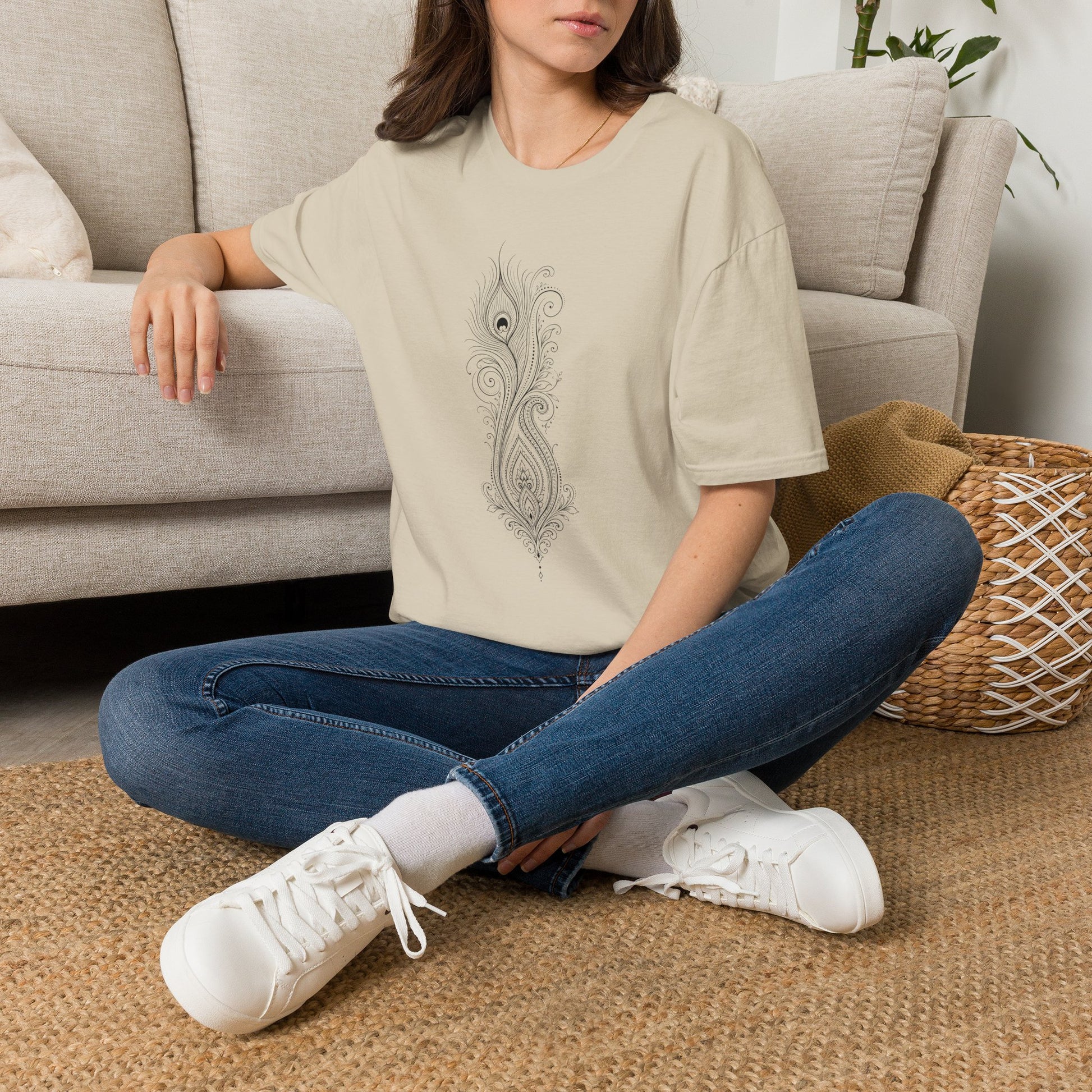Peacock Feather Line Art Tee — Minimal Boho Graphic T-Shirt